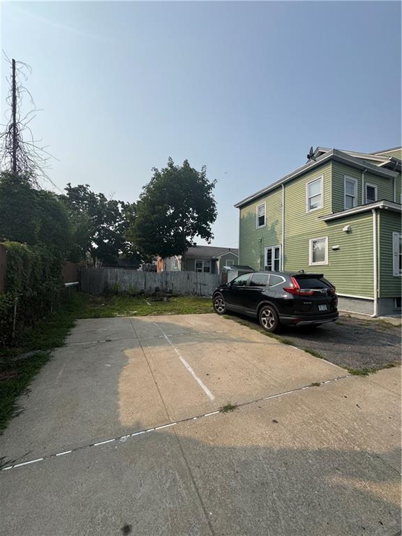 Photo - 23 Barrows St