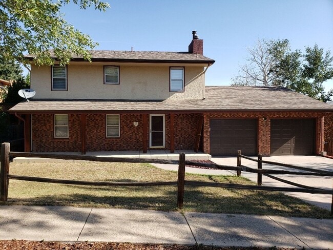 Building Photo - Very nice 4 bedroom, 3 bath home near Palmer Park