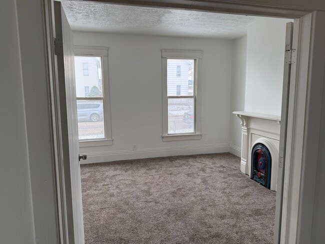 Photo - 402 Eastern Ave