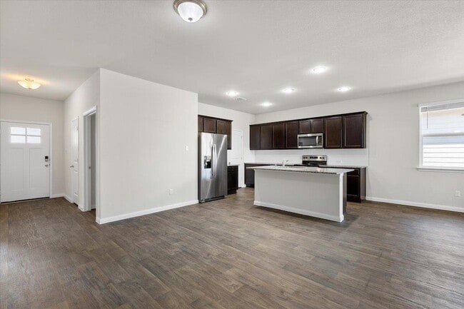 Photo - 1033 Ferryman Dr