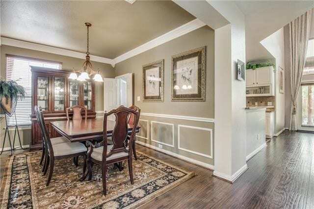 Photo - 3594 Lincoln Dr