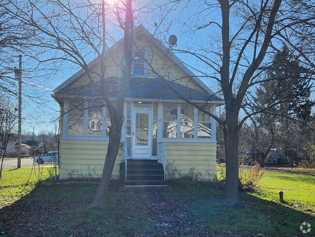 Building Photo - 408 Boulevard St Rental