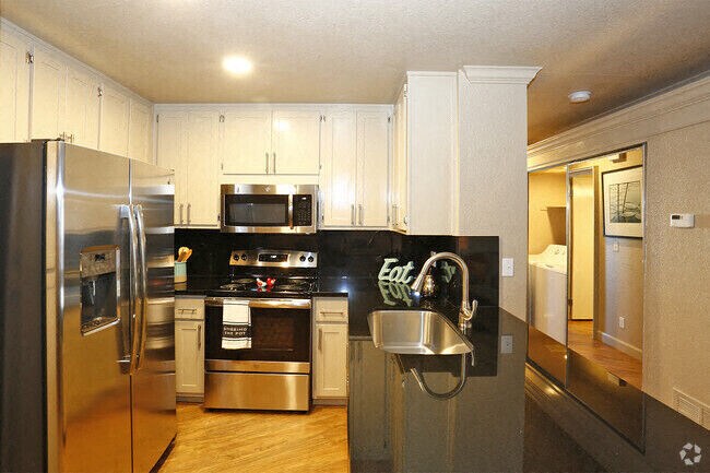 Quailwood Apartments