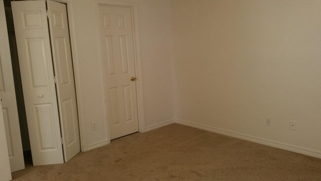 Photo - 561 Florosa Ct