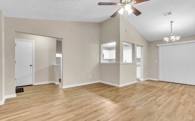 Building Photo - 3729 Adamsville Dr SW
