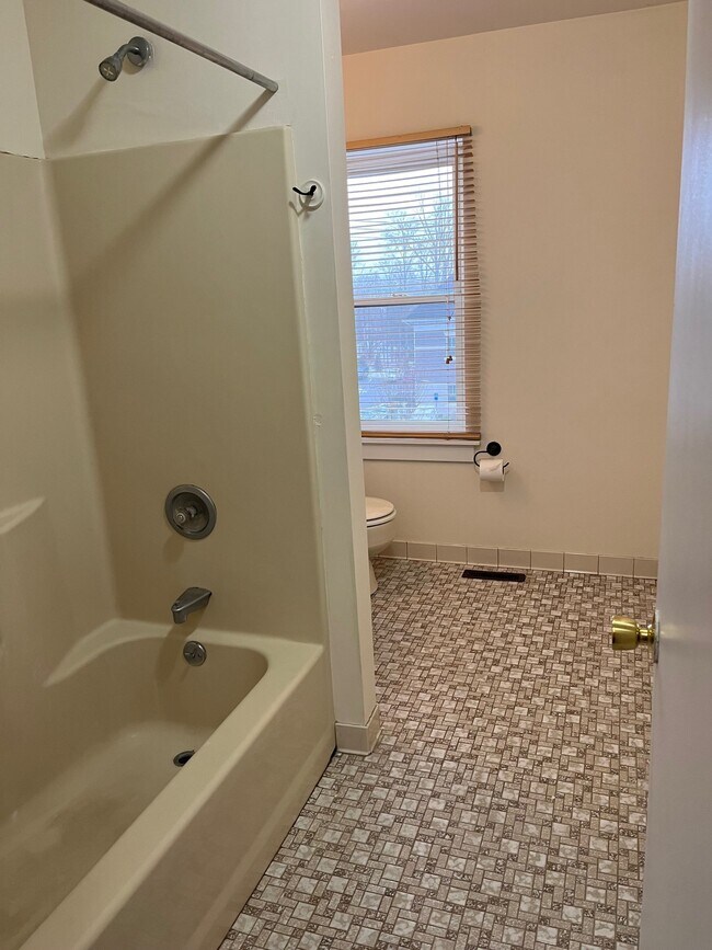 Photo - 42 S Cherry St Apartments Unit #5 273 South Main