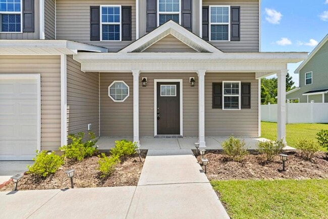 Photo - Beautiful Home! Convenient to Camp Lejeune!
