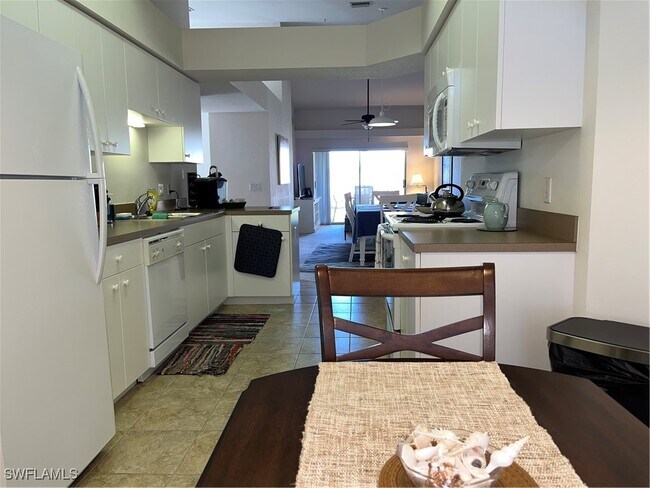 Building Photo - 26680 Bonita Fairways Blvd Unit 201