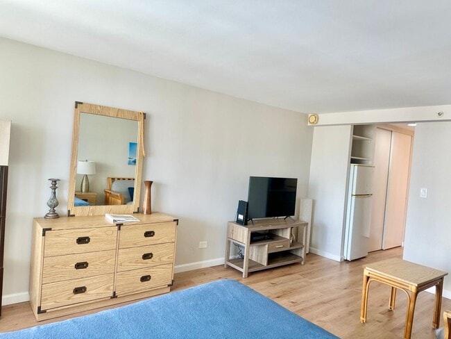 Photo - Furnished Studio in Waikiki Unit 2714