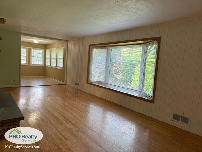 Photo - 6532 5th Ave S