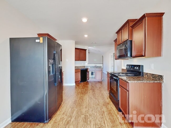 Photo - 2322 Oyster Bay Ave
