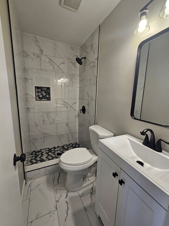 Photo - 1510 Arthur Ave Unit 1510 Arthur Ave,  C