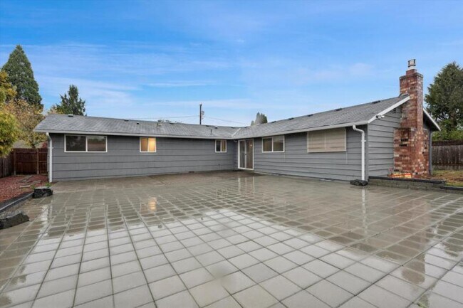 Photo - 3 bedroom in Renton WA 98058