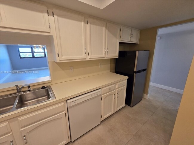 Photo - 3200 Port Royale Dr N Unit 1210