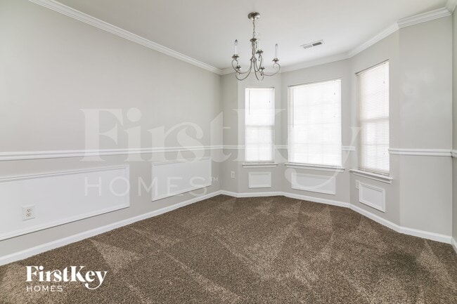 Photo - 803 Steamboat St