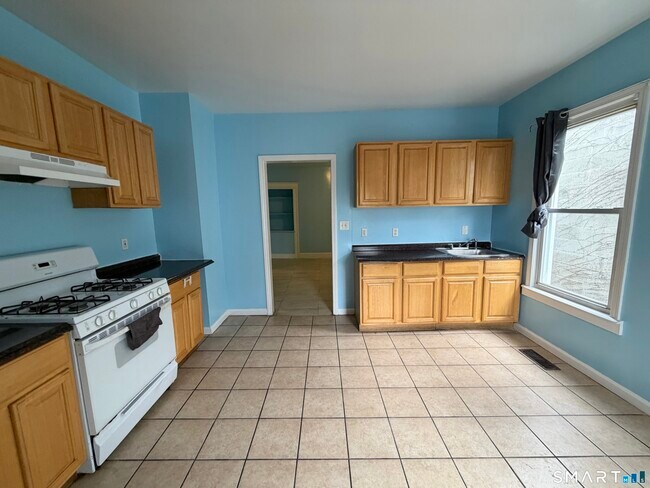 Photo - 1553 E Main St Unit 1st fl