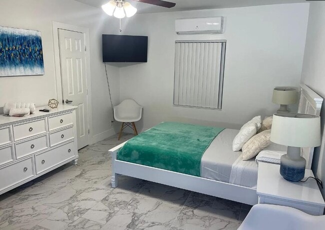 Photo - 201 S Ocean Blvd Unidad 7