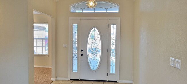 Photo - SPECTACULAR NEWER HOME, FIREPLACE, FORMAL ...