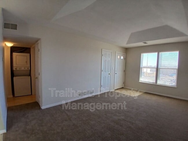 Photo - 1110 N Noland Rd