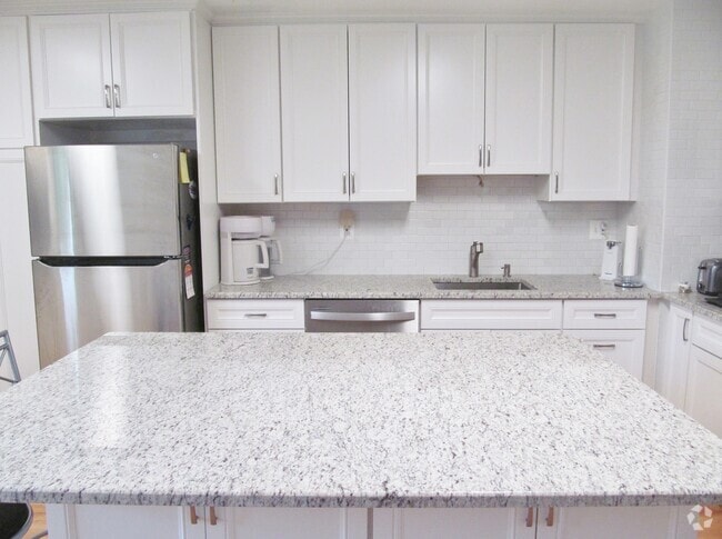 Building Photo - 2028 S Branch Rd Unit 1 Rental