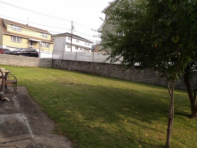 Photo - 112 Jackson Ave Unit 1