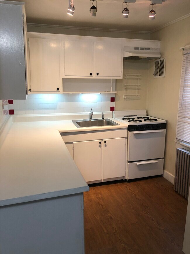 67 Marble Ave Unidad 2