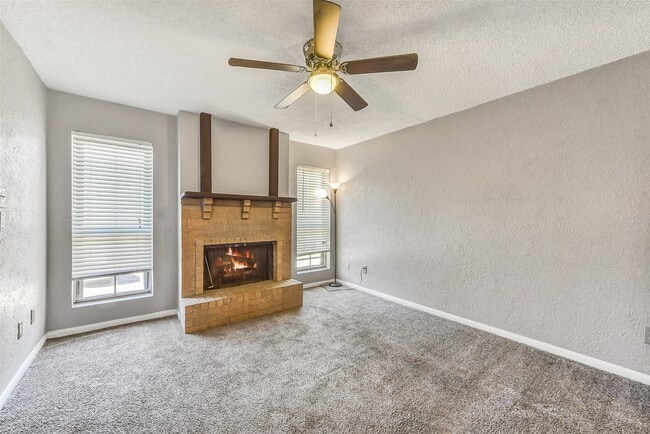 Photo - 1516 Bay Area Blvd