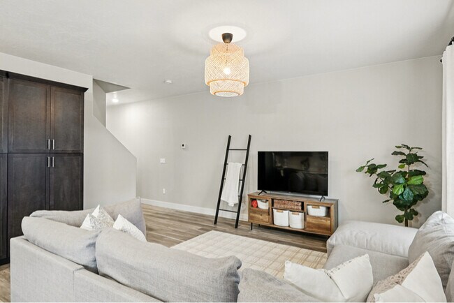 Photo - 1547 W Pyrite Ln