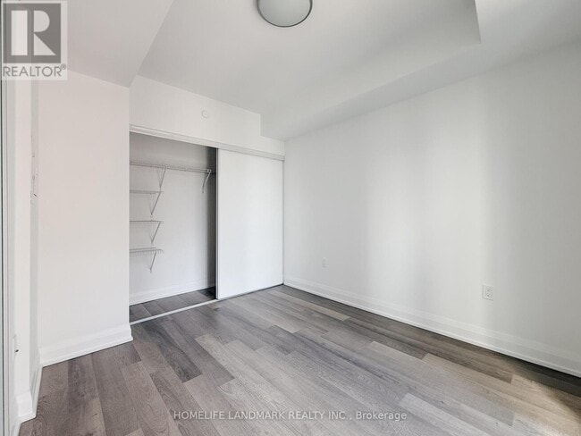 Photo - 77 Mutual St Unité 1901