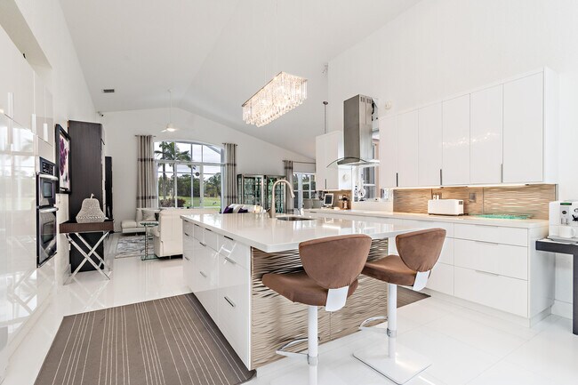 Photo - 8270 Spyglass Dr