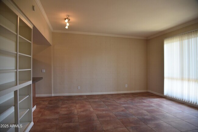 Photo - 6804 E 2nd St Unidad 12