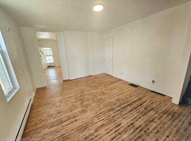 807 Hazlett Ave