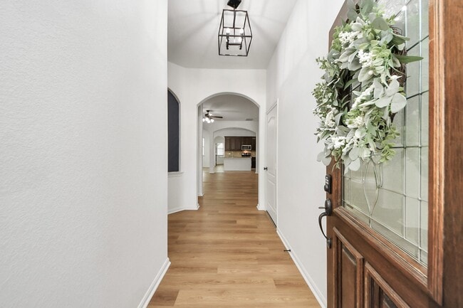 Photo - 17010 Upper Ridge Ln