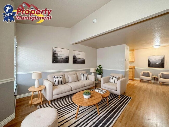 Photo - 1680 N Phillippi St Unit #204