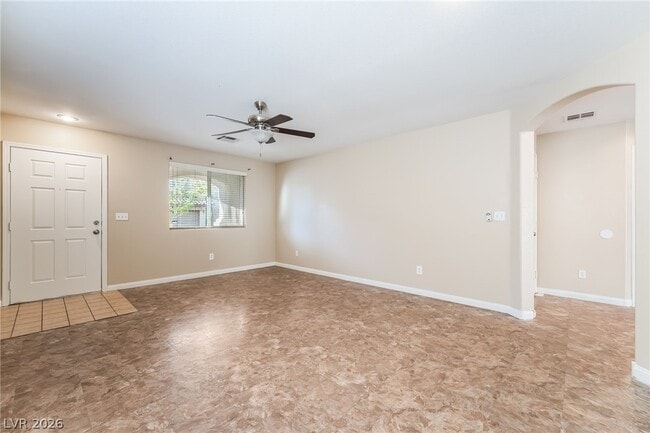 Photo - 1160 Blue Magenta Ave