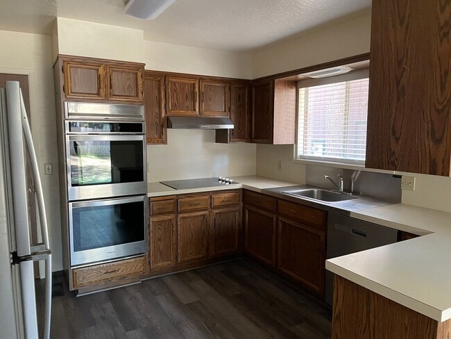 Photo - Great Location - Al Tahoe Home with Upgrades