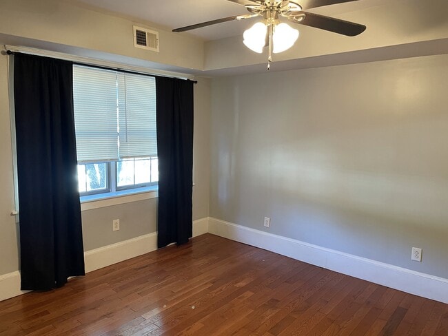 Photo - 353 N Easton Rd Unit 304