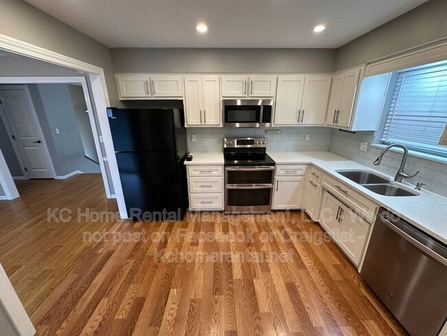 Photo - 8704 N Shannon Ave