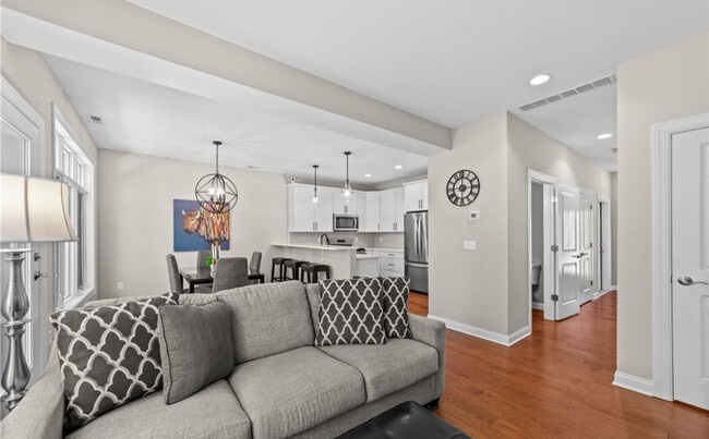 Photo - 1357 Slate Ct
