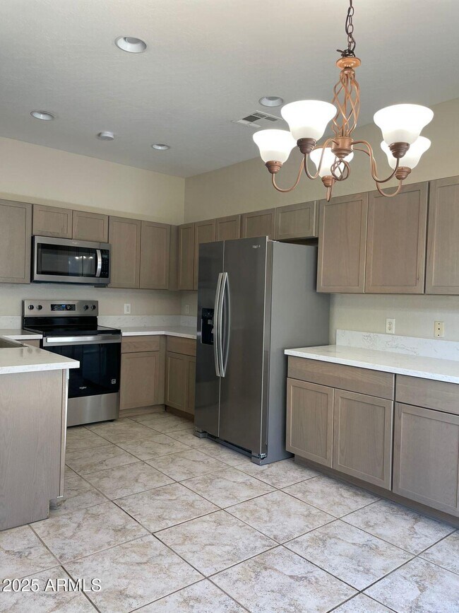 Photo - 137 W Mountain Sage Dr
