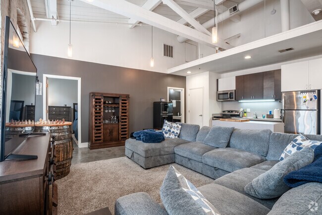 2BR, 1BA - 1,100SF - Living Room
