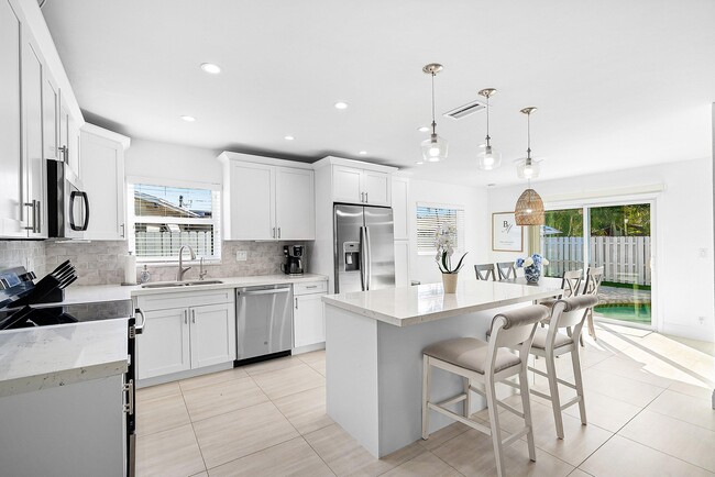 Photo - 124 Oregon Ln