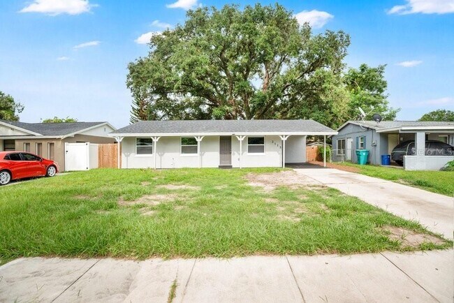 Photo - 2115 Messina Ave