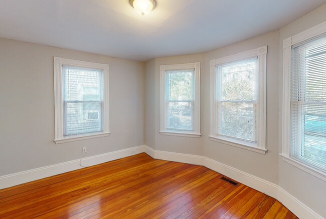 Photo - 74 Spring St Apartments Unit 1