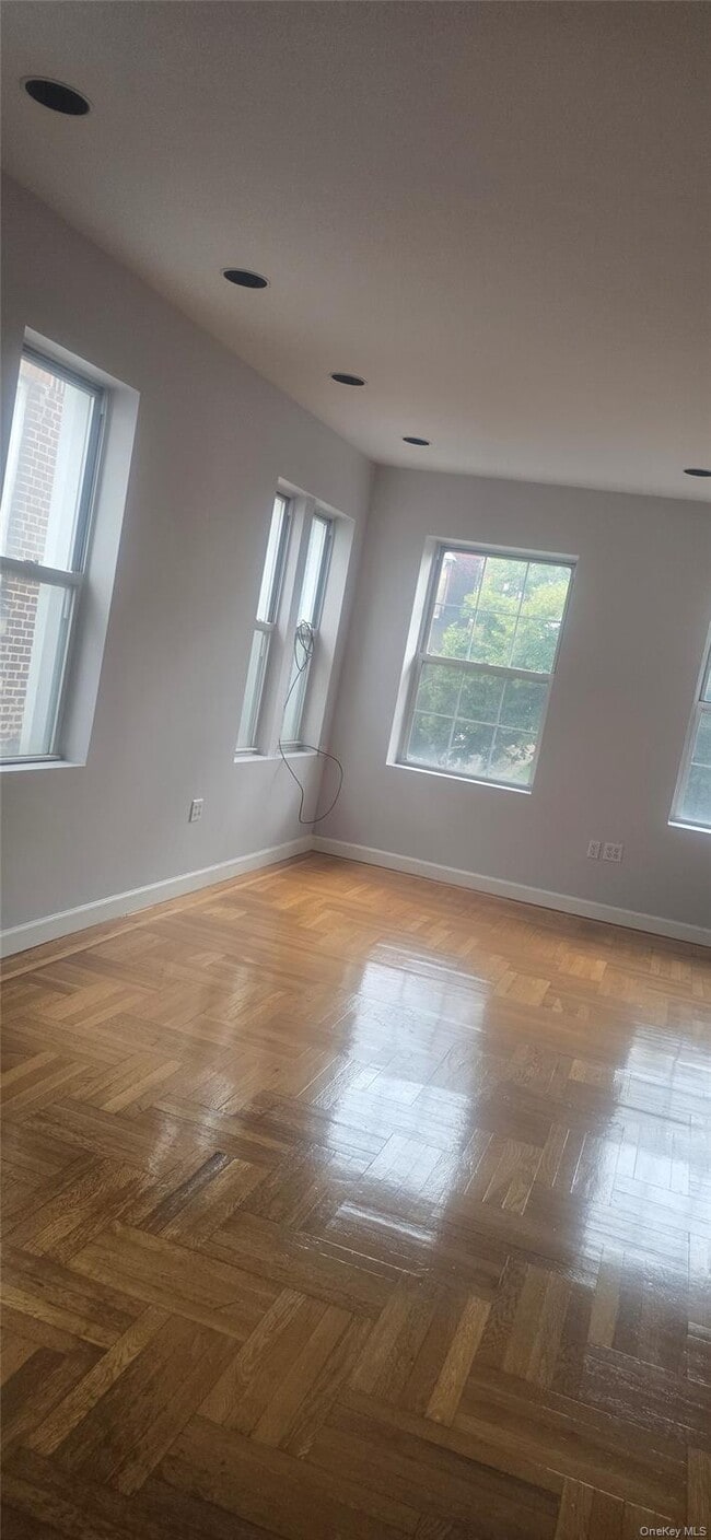 Photo - 125 W 227th St Unit 2
