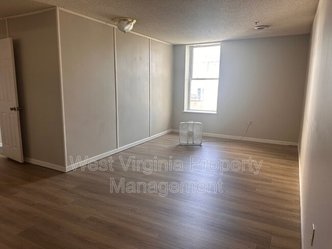 Photo - 104 N 8th St Unit 208