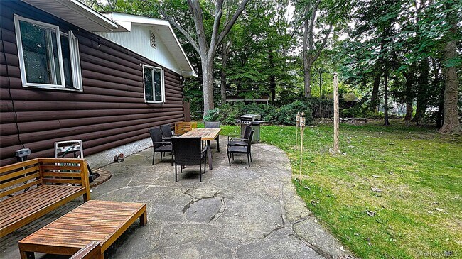 Photo - 32 Culross Dr