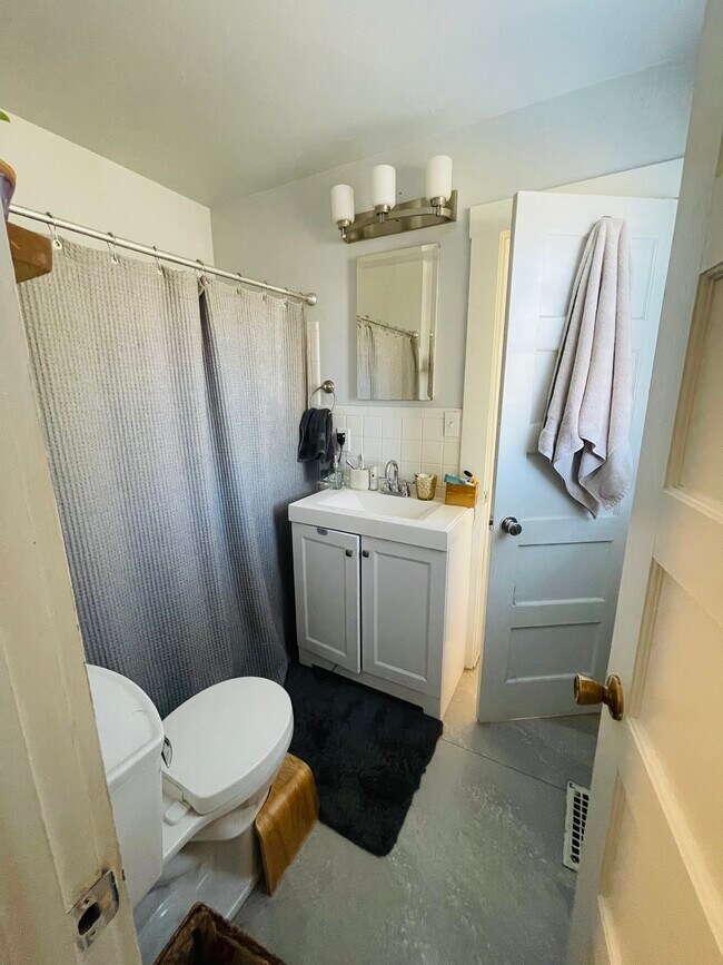 Photo - 4440 Osceola St