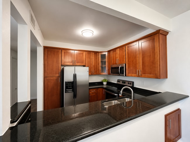 Photo - 1256 Stanhope Ln Unit #252