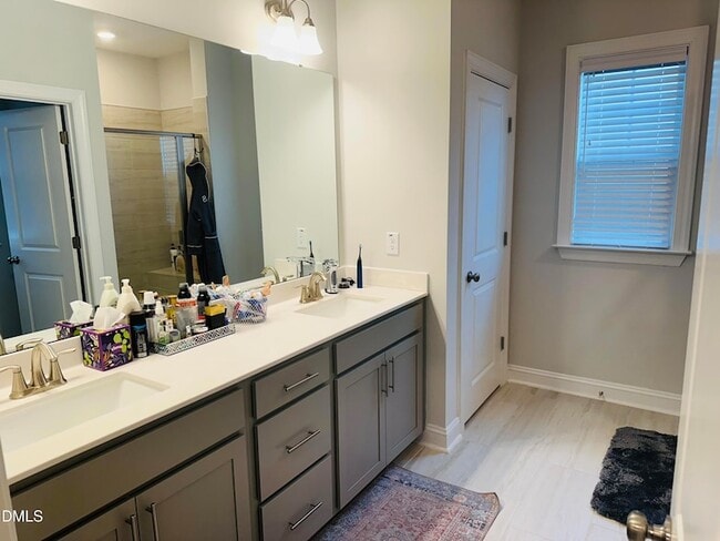 Photo - 393 Natsam Wds Wy